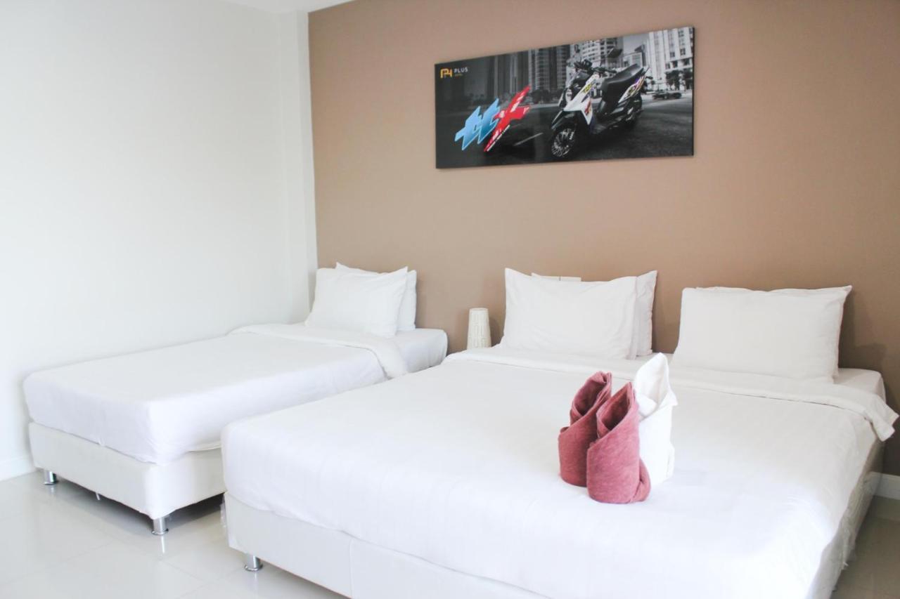 Plus Hotel Лоеи Екстериор снимка